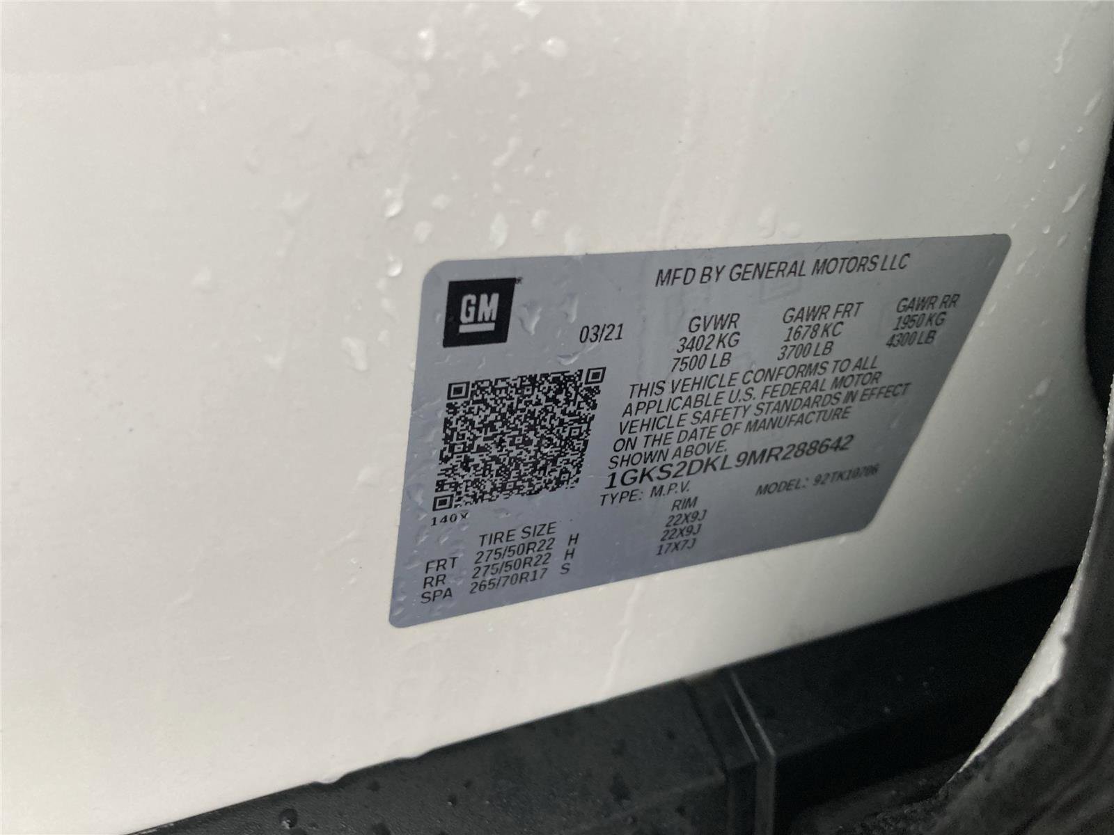 Used 2021 GMC Yukon Denali w/ Denali Premium Package image 30