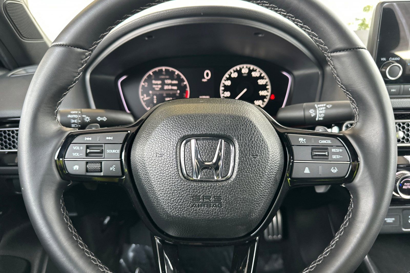 Used 2025 Honda Civic Sport image 25