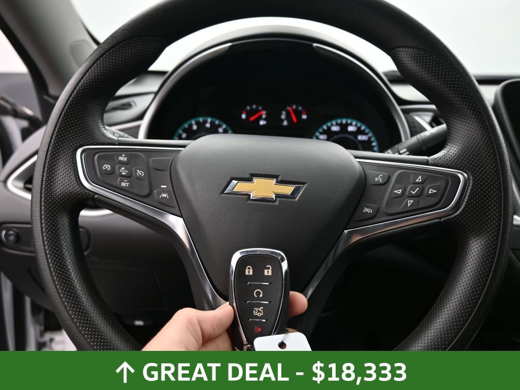 Used 2024 Chevrolet Malibu LT image 32
