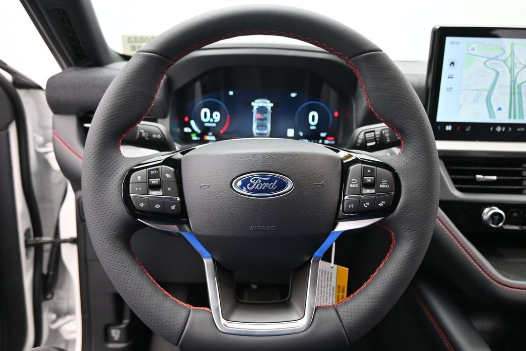 New 2026 Ford Explorer ST-Line w/ ST-Line Street Pack RWD image 16