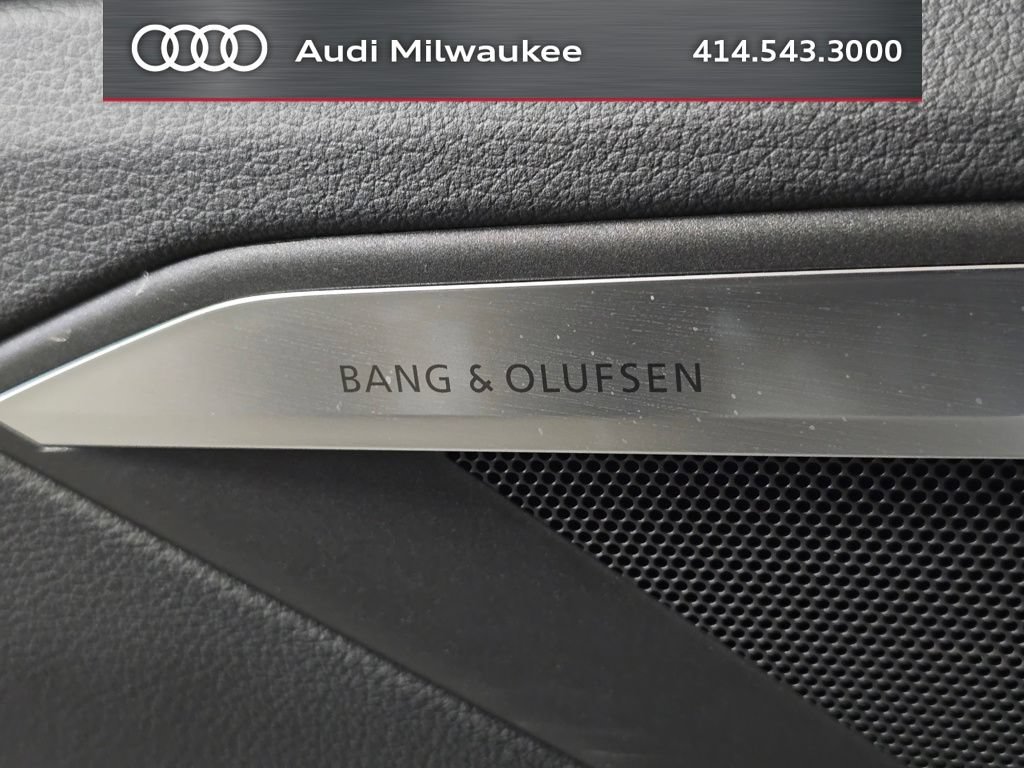 Used 2024 Audi Q8 e-tron Prestige w/ Prestige Package AWD/4WD image 15