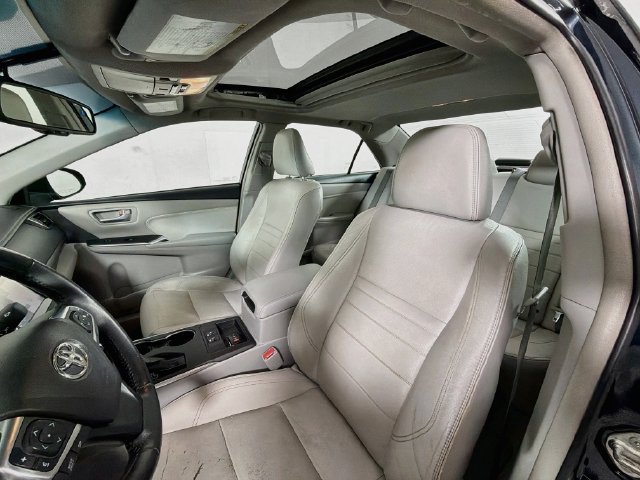 Used 2016 Toyota Camry XLE w/ Moonroof Package FWD image 27