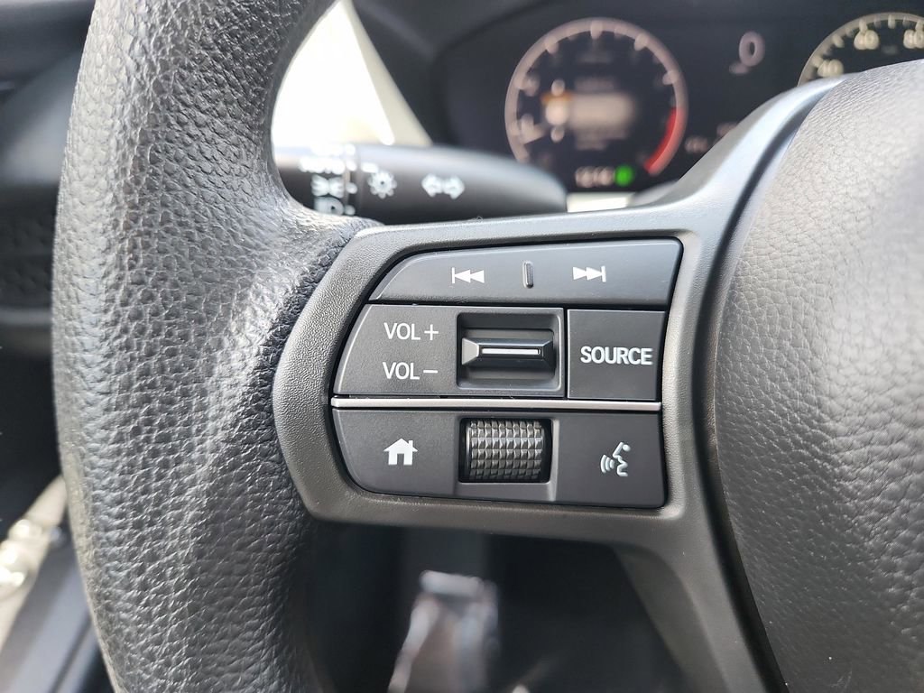 Certified 2023 Honda HR-V LX image 28