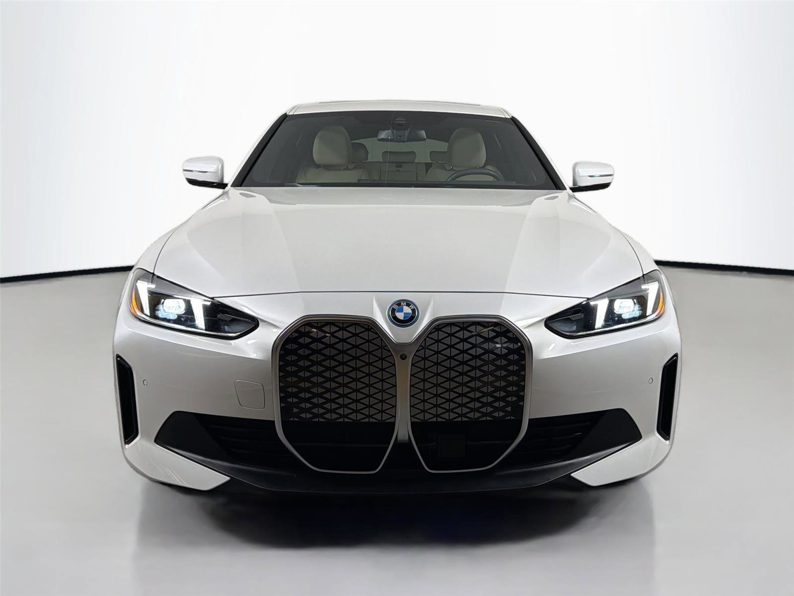 Certified 2025 BMW i4 xDrive40i w/ Premium Package AWD/4WD image 2