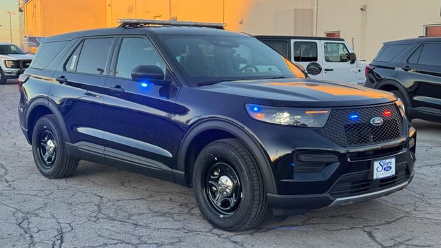 New 2025 Ford Explorer 4WD Police Interceptor image 3