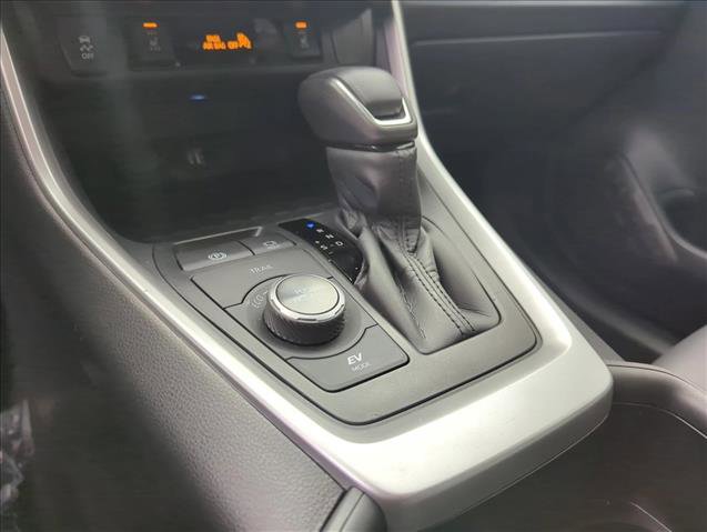 Used 2025 Toyota RAV4 XSE image 11