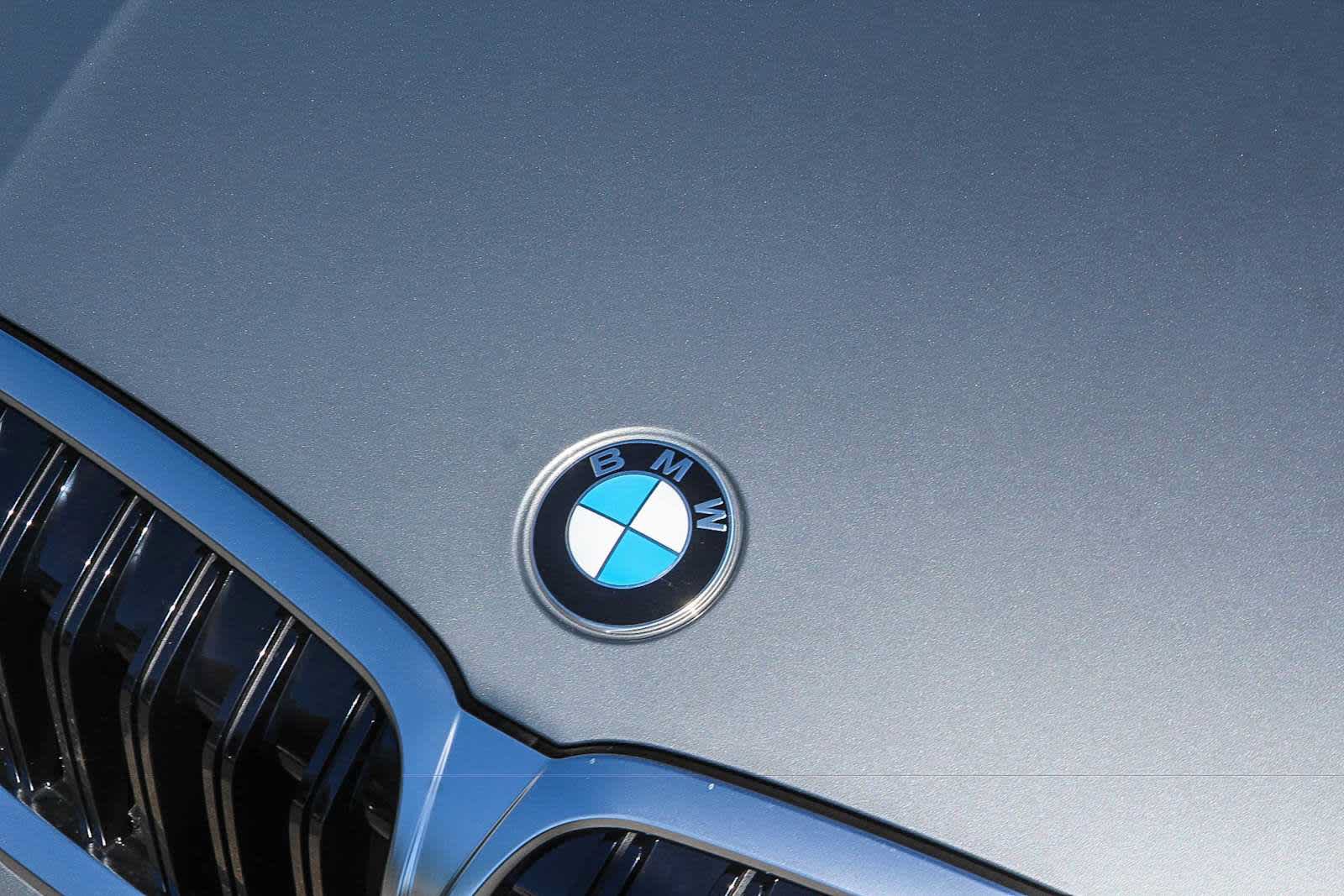 New 2026 BMW 330i Sedan w/ Convenience Package RWD image 11