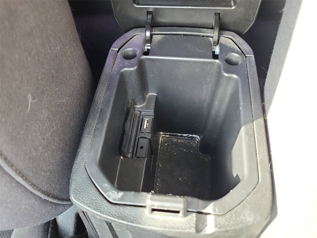 Used 2014 Chevrolet Cruze LT w/ All-Star Edition image 28