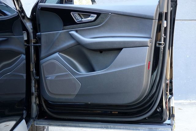 Used 2018 Audi Q7 3.0T Prestige w/ Prestige Package image 41