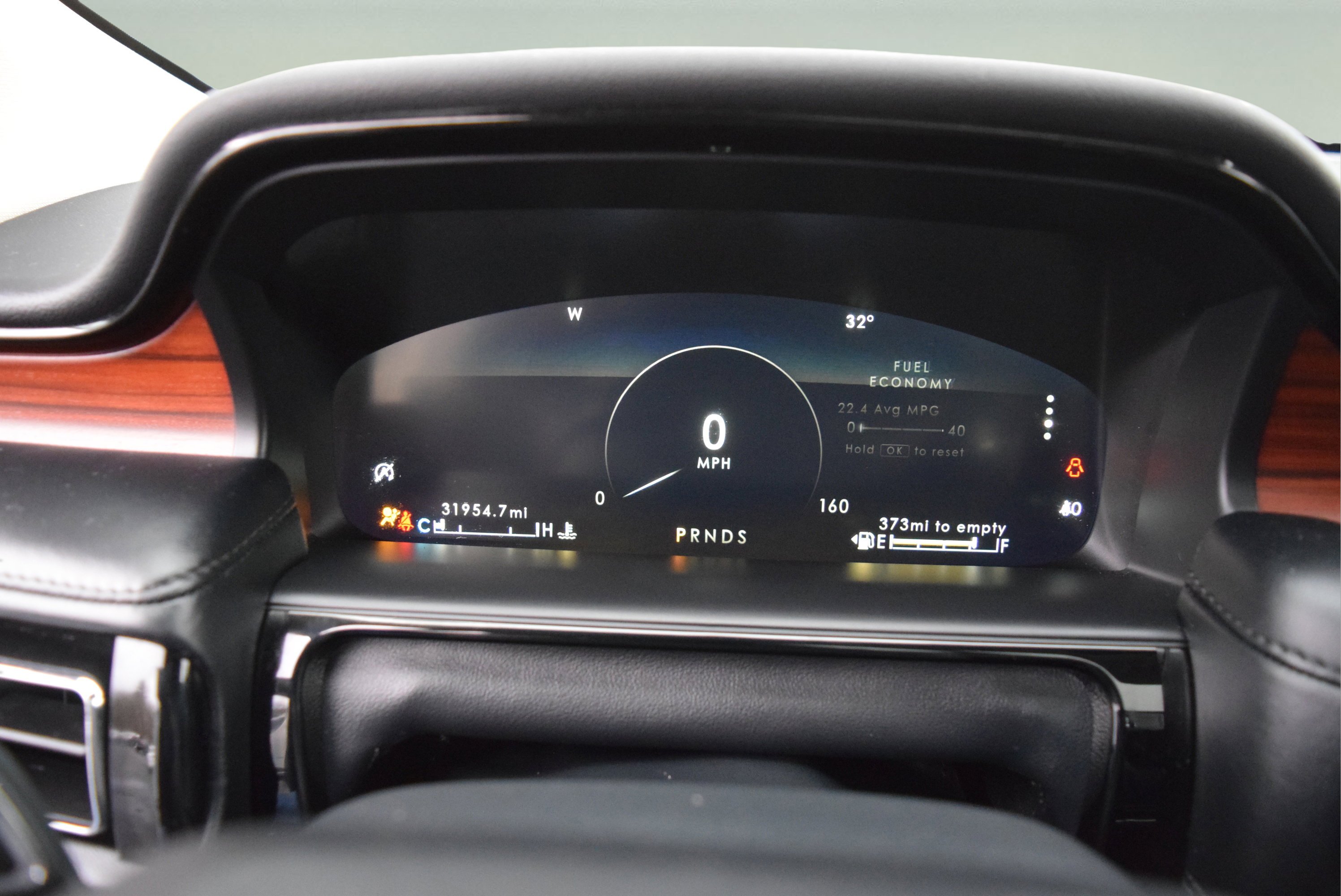 Used 2022 Lincoln Nautilus Reserve w/ Equipment Group 201A image 11