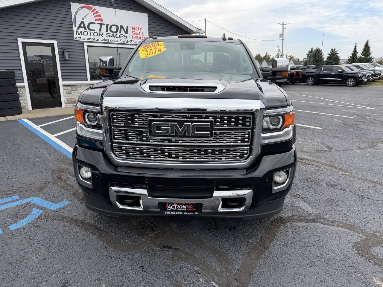 Used 2018 GMC Sierra 3500 Denali AWD/4WD image 8