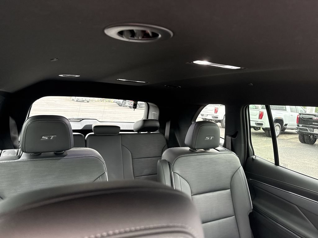 Certified 2025 Buick Enclave Sport Touring w/ LPO, Floor Liner Package FWD image 11