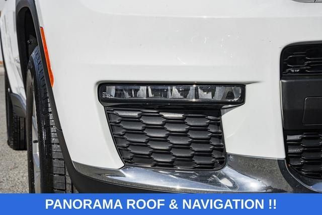 Used 2022 Jeep Grand Cherokee L Limited image 15