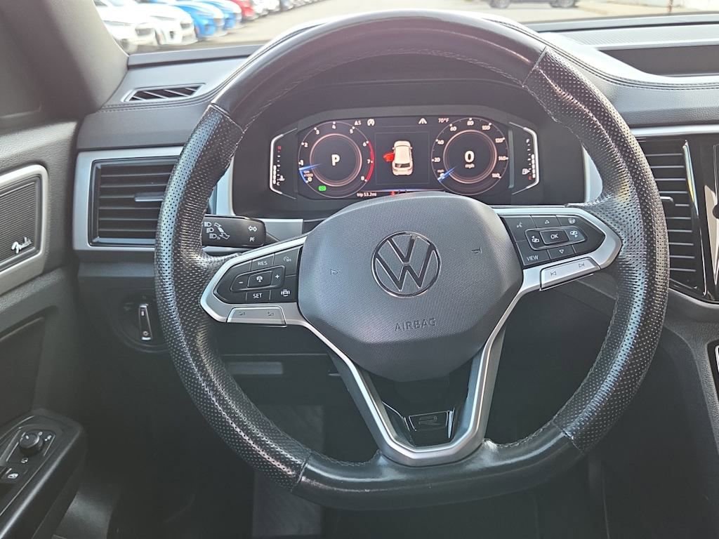 Used 2020 Volkswagen Atlas Cross Sport SEL Premium R-Line image 2