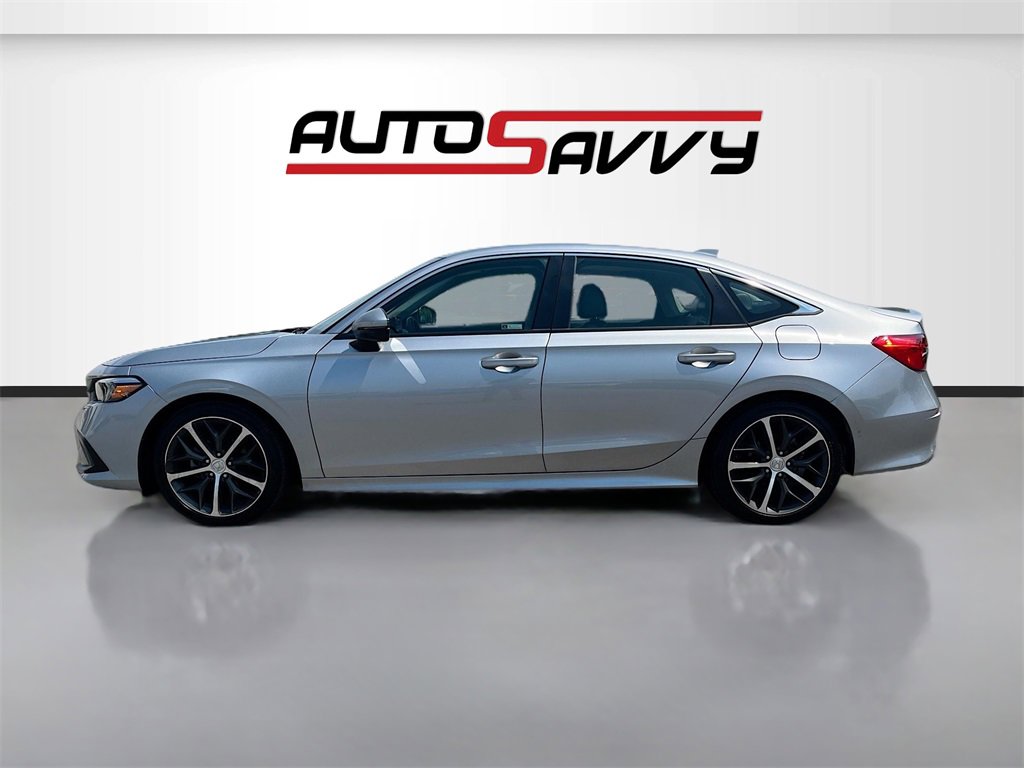 Used 2023 Honda Civic Touring image 4