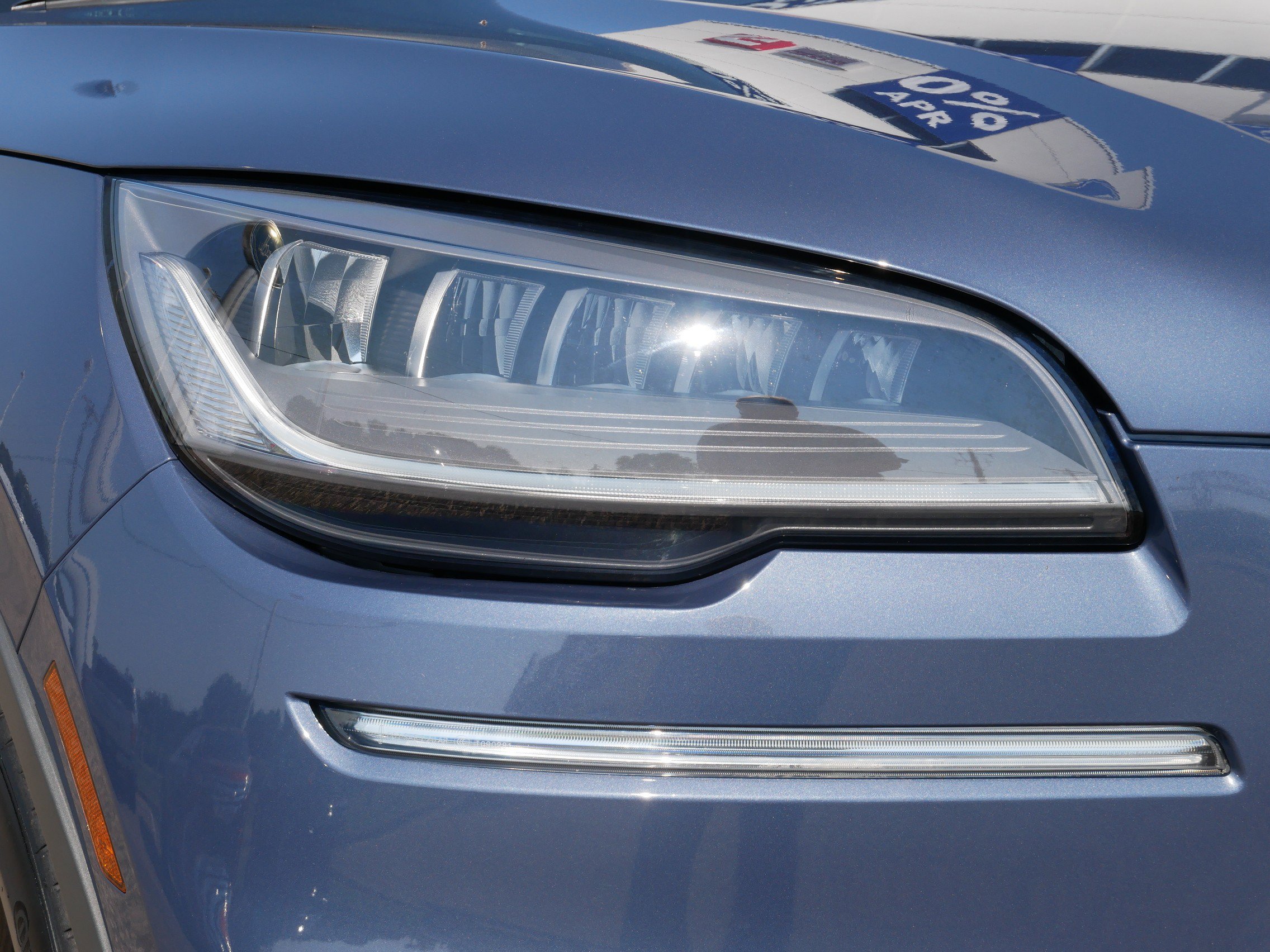 Used 2021 Lincoln Aviator Reserve w/ Equipment Group 201A AWD/4WD image 4
