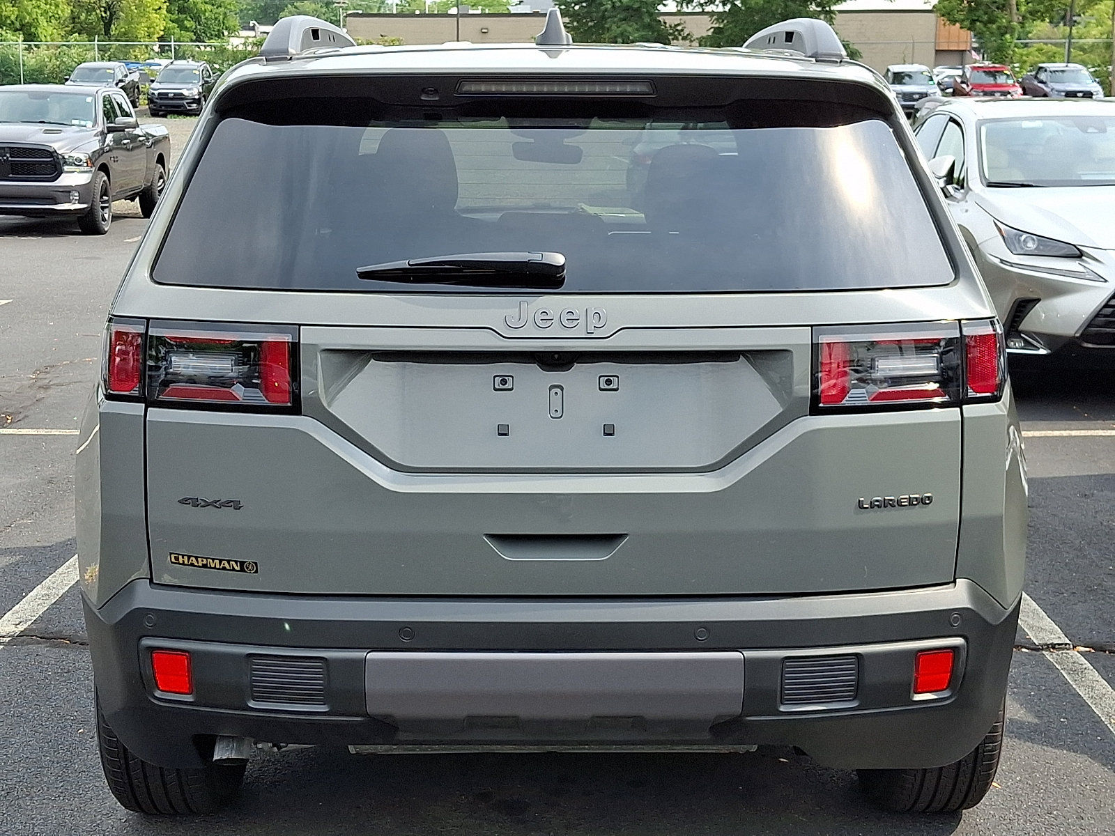 Used 2026 Jeep Cherokee Laredo AWD/4WD image 5