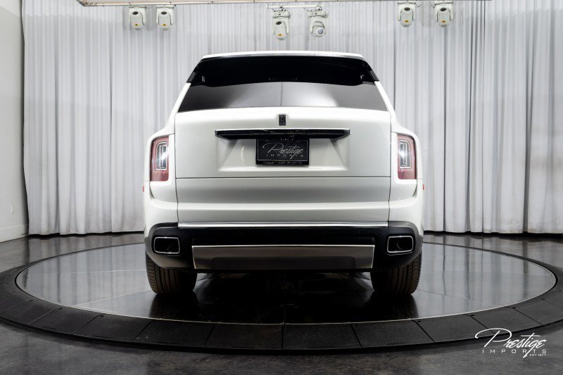 Used 2021 Rolls-Royce Cullinan image 16
