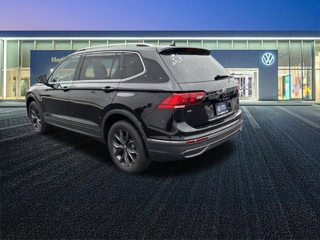 Used 2022 Volkswagen Tiguan SE image 6