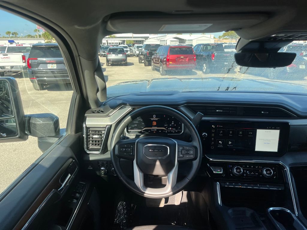 Used 2024 GMC Sierra 2500 Denali w/ Denali Reserve Package image 13