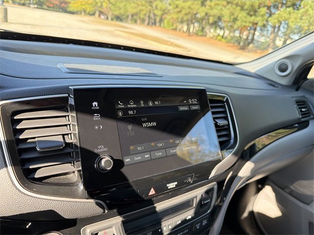 Used 2019 Honda Pilot Elite image 16