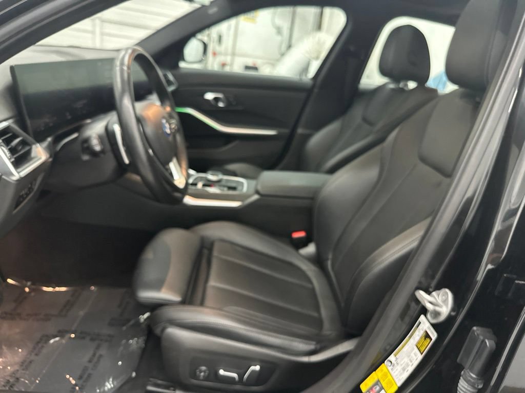 Used 2024 BMW 330e xDrive AWD/4WD image 21