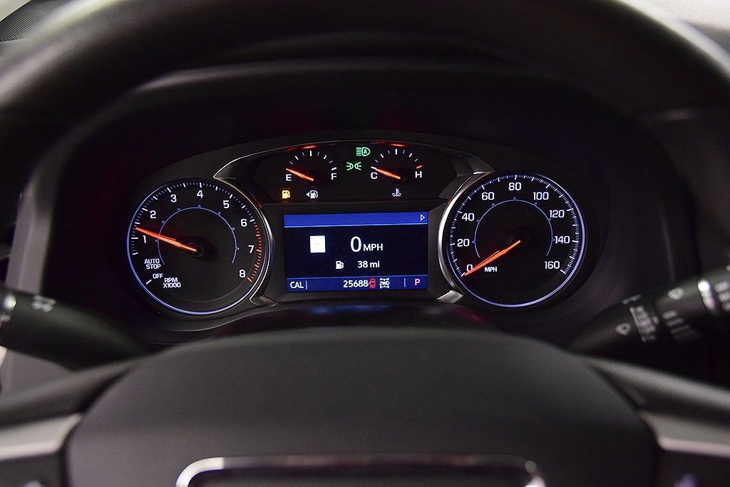 Used 2023 GMC Acadia SLE w/ Driver Convenience Package image 17