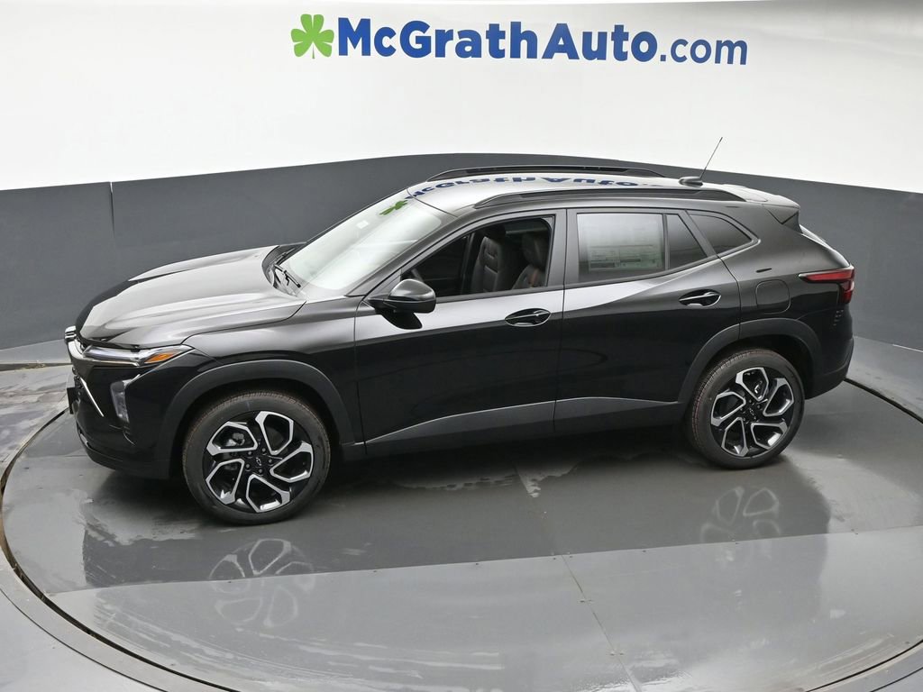 New 2026 Chevrolet Trax RS w/ Driver Confidence Package image 18