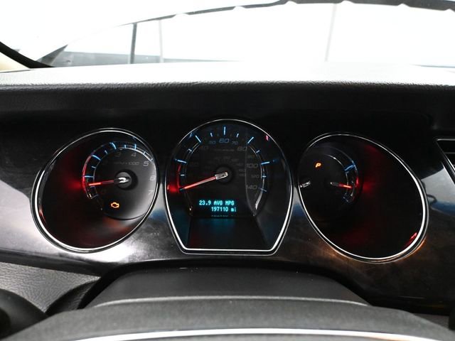 Used 2010 Ford Taurus Limited image 26