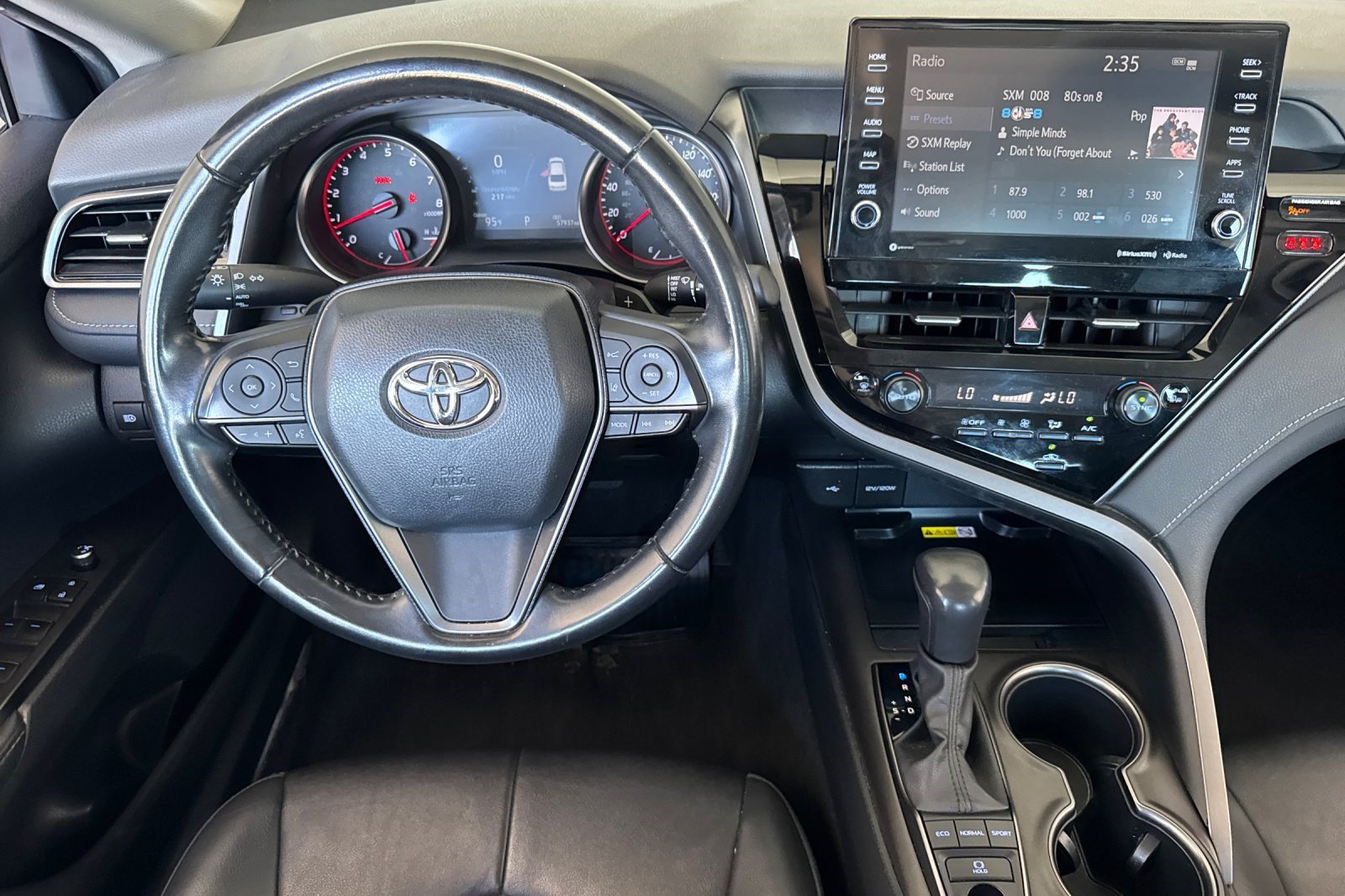 Used 2023 Toyota Camry XSE FWD image 29