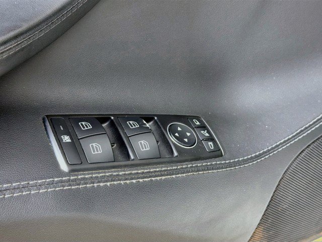 Used 2014 Tesla Model S 85 RWD image 16