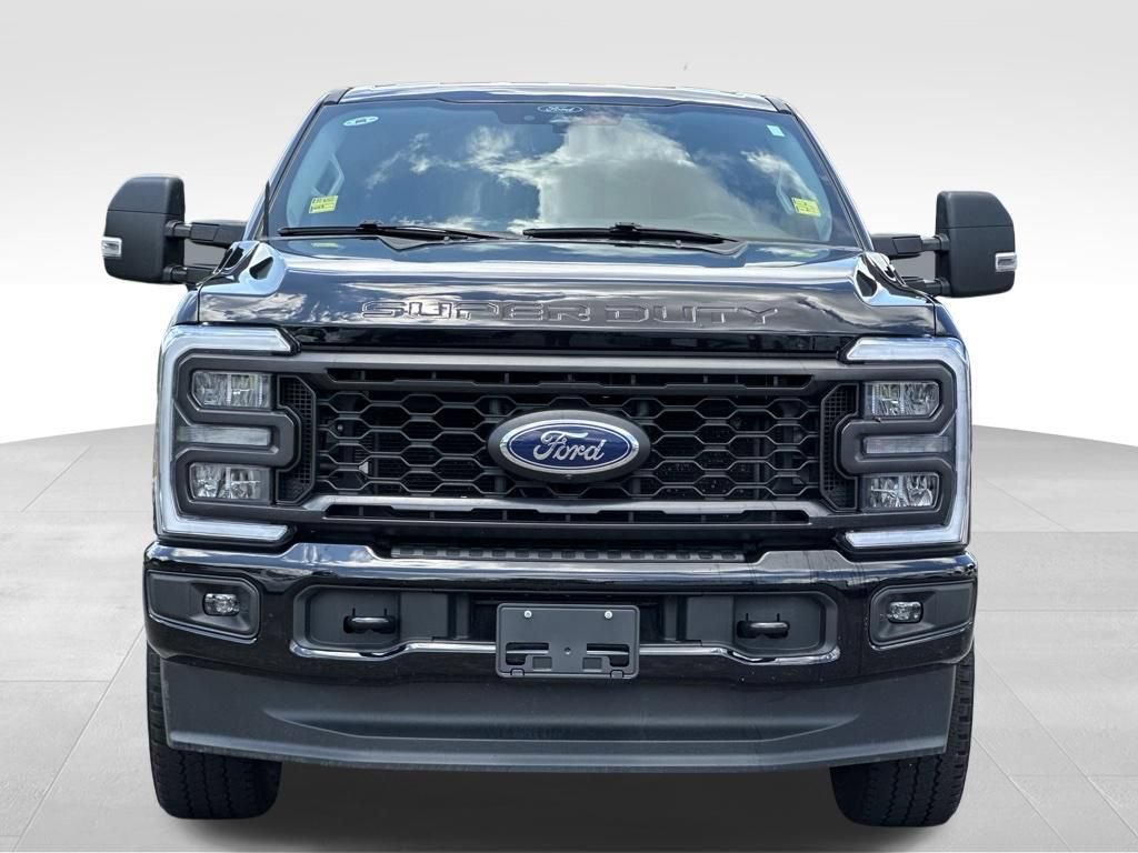 Certified 2024 Ford F250 XL w/ STX Appearance Package AWD/4WD image 8
