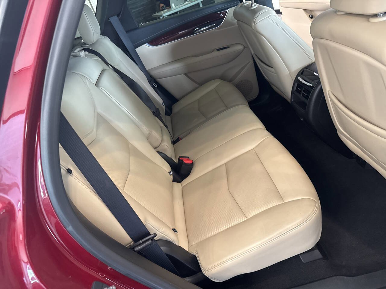 Used 2018 Cadillac XT5 Premium Luxury image 34