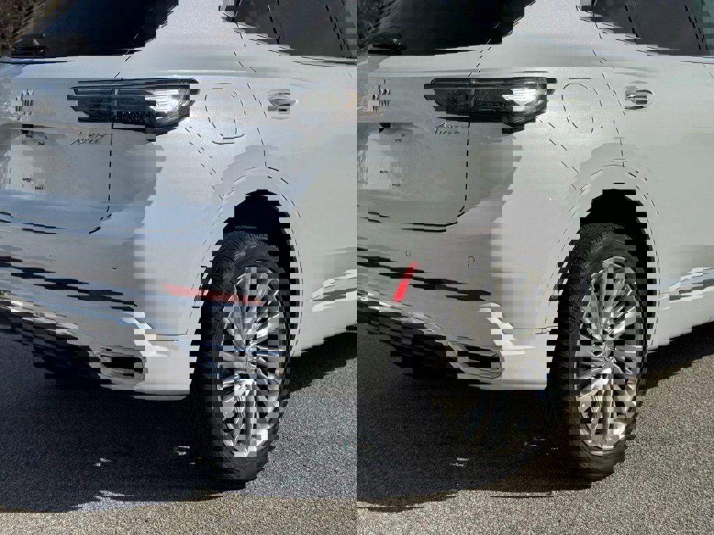 New 2026 Buick Envision Avenir image 15