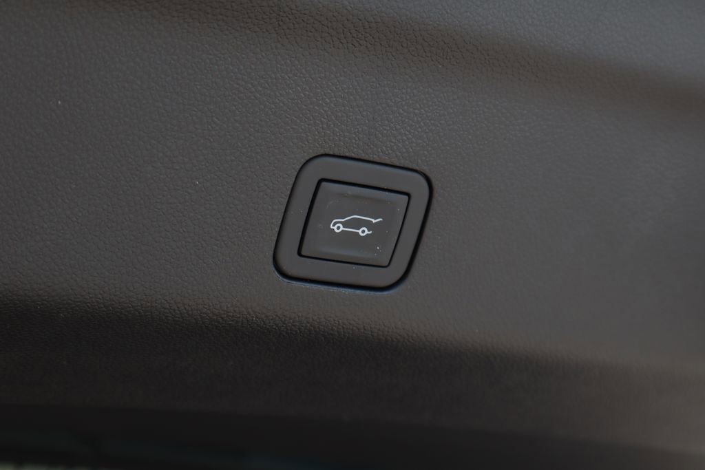 Used 2026 GMC Yukon Denali Ultimate image 30