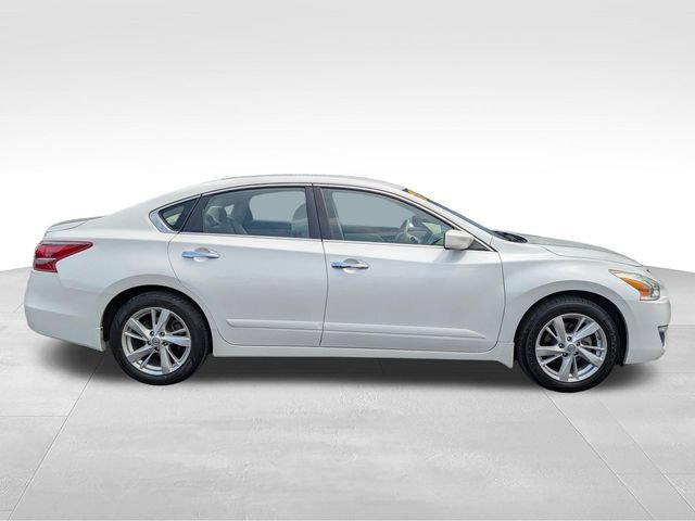 Used 2013 Nissan Altima 2.5 SV FWD image 8