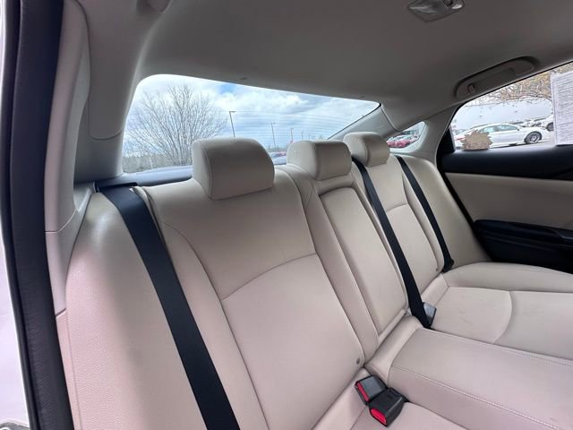 Used 2018 Honda Civic EX image 9