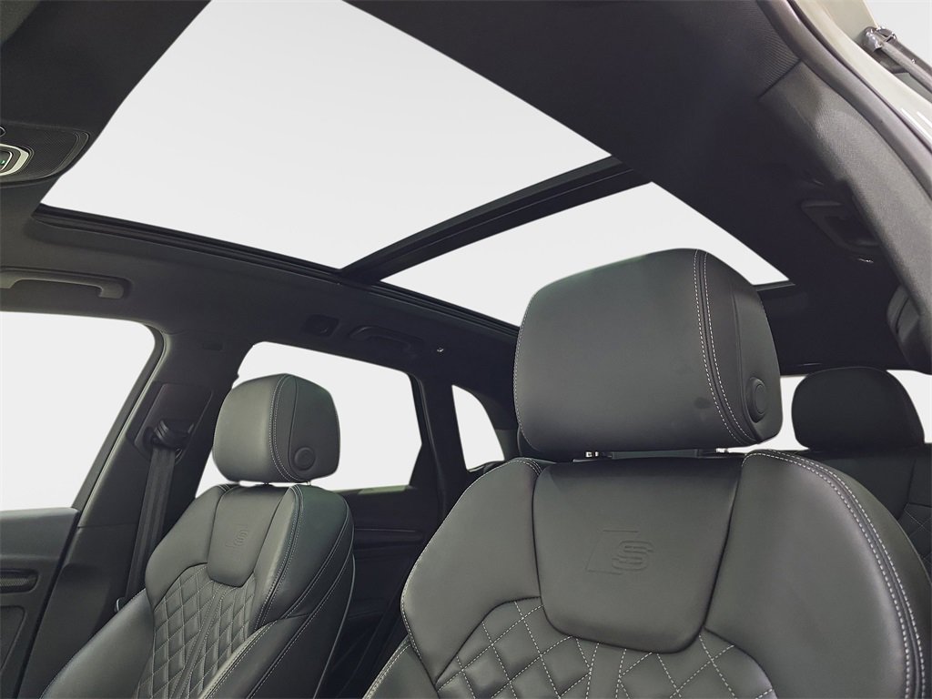 Used 2024 Audi SQ5 Prestige image 30