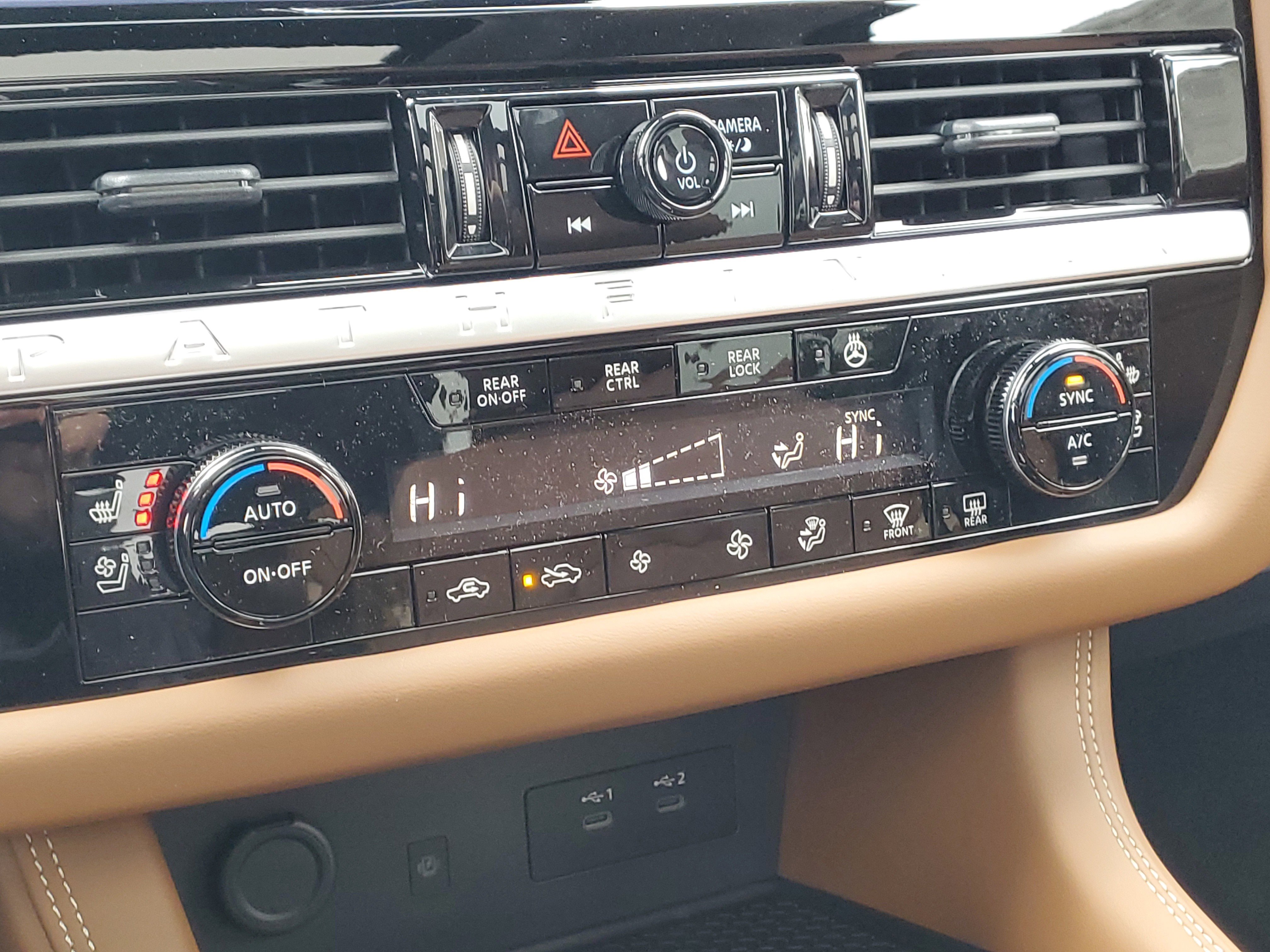 New 2026 Nissan Pathfinder Platinum image 16