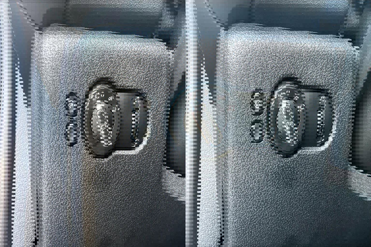 Used 2024 MINI Cooper SE image 34