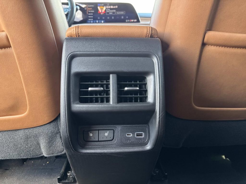 Certified 2024 Cadillac XT4 Sport image 16