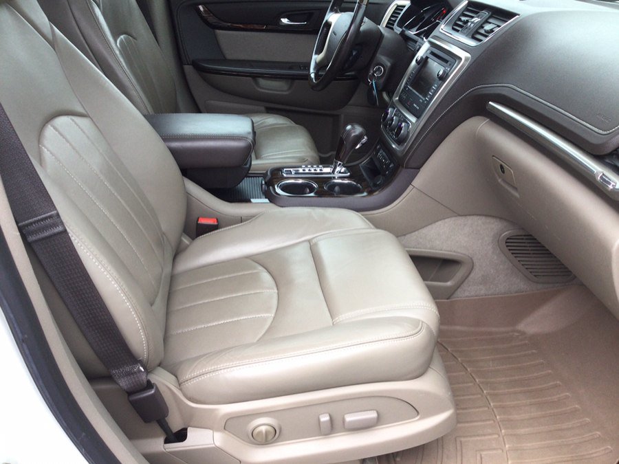 Used 2013 GMC Acadia Denali AWD/4WD image 26