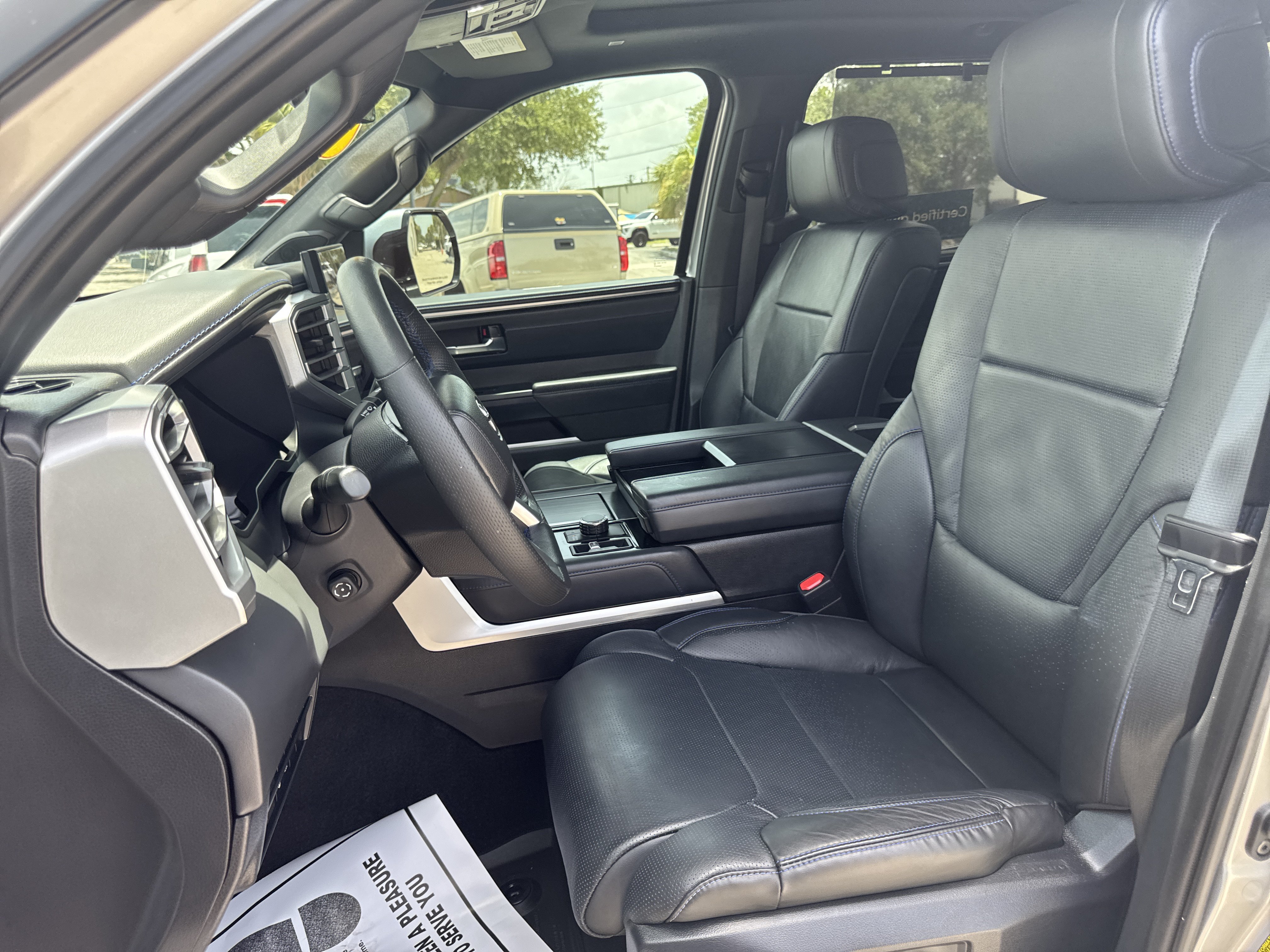 Used 2025 Toyota Tundra Platinum AWD/4WD image 21