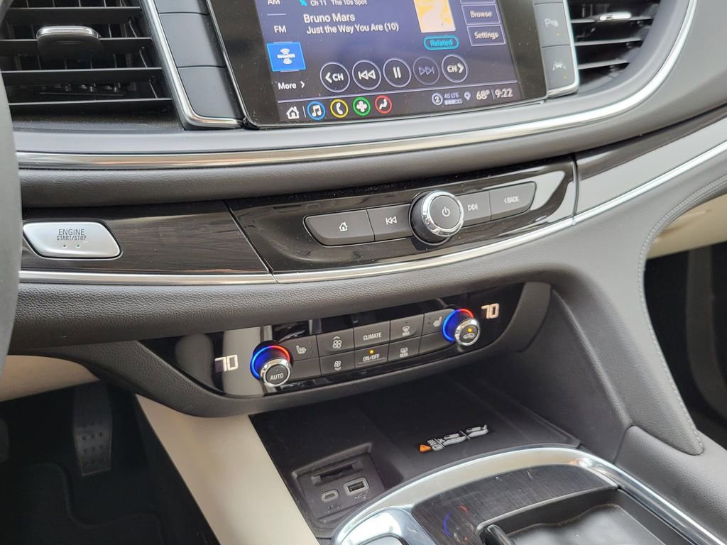 Used 2023 Buick Enclave Essence w/ Sport Touring Edition image 28