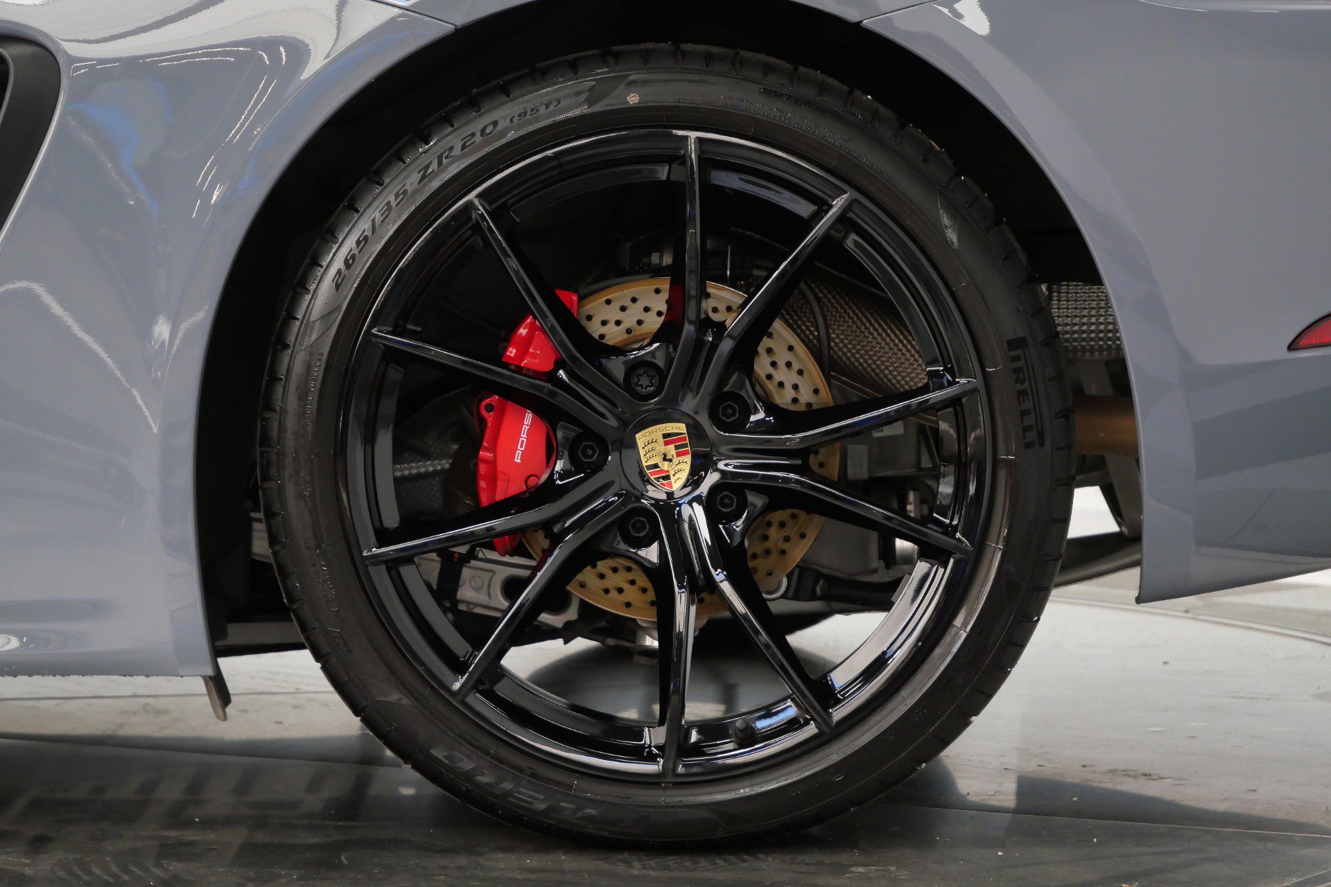 Used 2024 Porsche 718 Boxster S RWD image 11