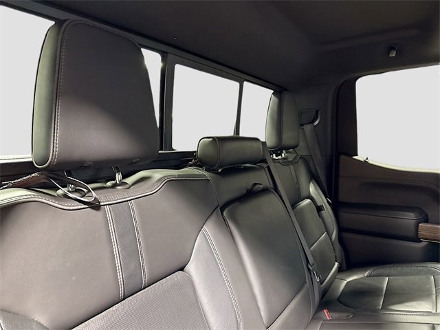 Used 2019 Chevrolet Silverado 1500 High Country image 32