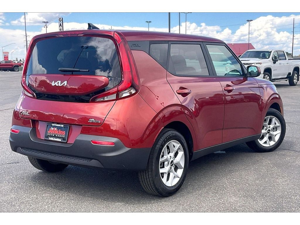 Used 2022 Kia Soul LX w/ Technology Package FWD image 15