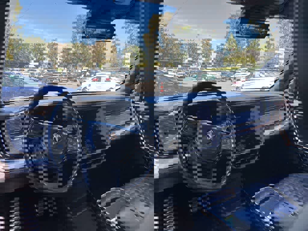 Used 2022 Rivian R1T Launch Edition image 7