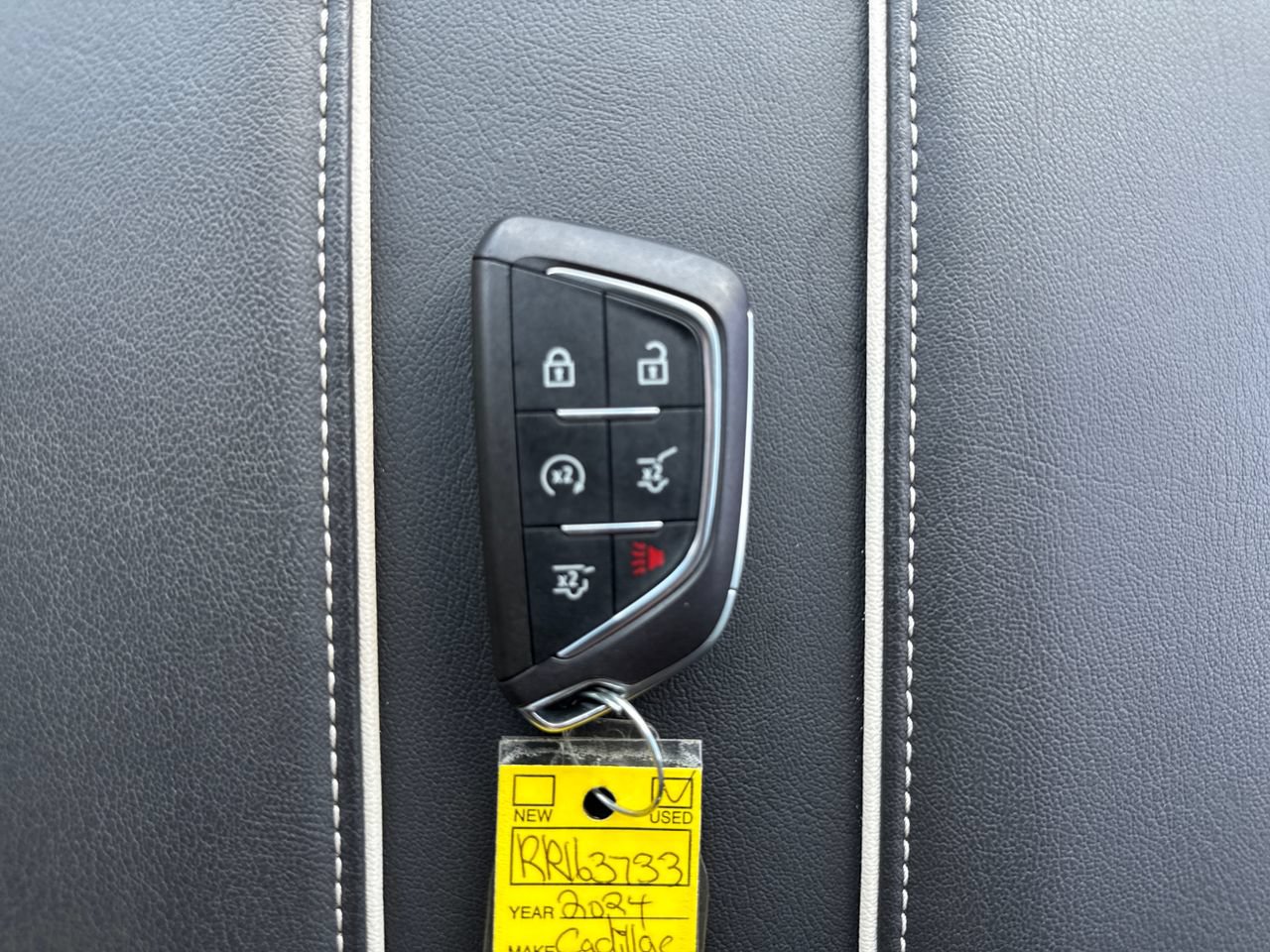 Used 2024 Cadillac Escalade Sport AWD/4WD image 25