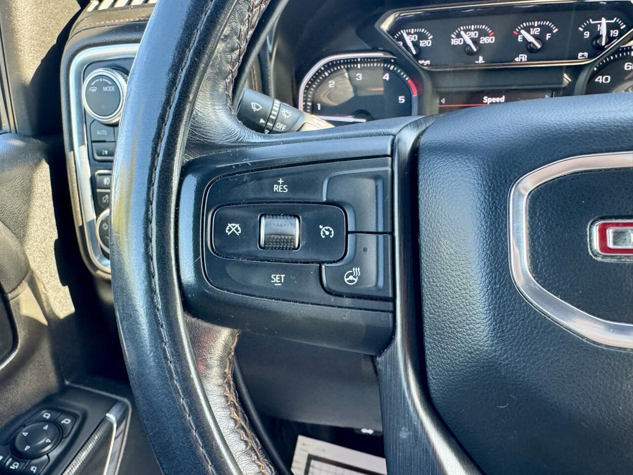 Used 2020 GMC Sierra 2500 AT4 w/ AT4 Preferred Package image 16